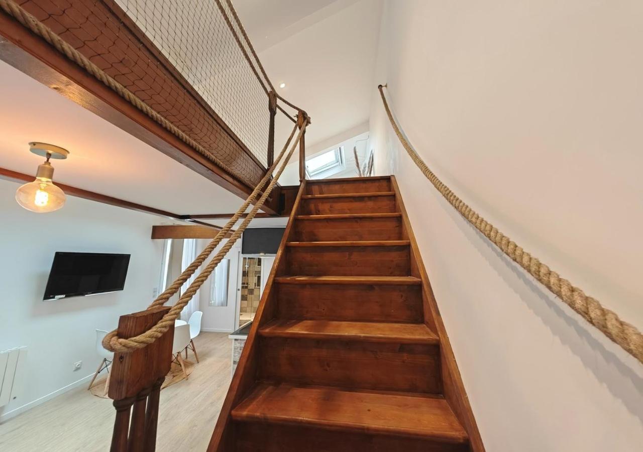 Ferienwohnung Loft Duplex A 2 Min De Paris - Parking Gratuit Le Pré-Saint-Gervais Exterior foto