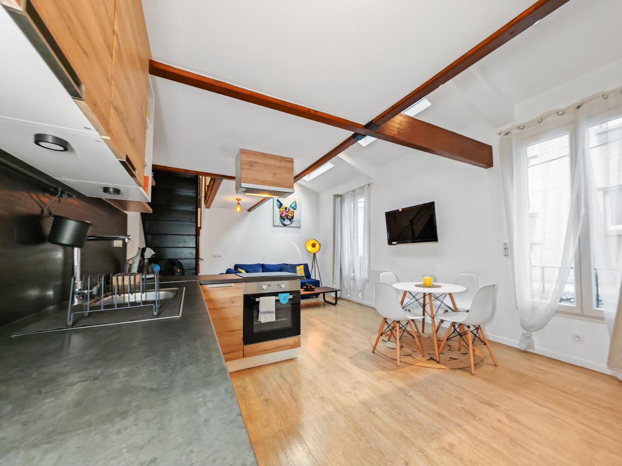 Ferienwohnung Loft Duplex A 2 Min De Paris - Parking Gratuit Le Pré-Saint-Gervais Exterior foto